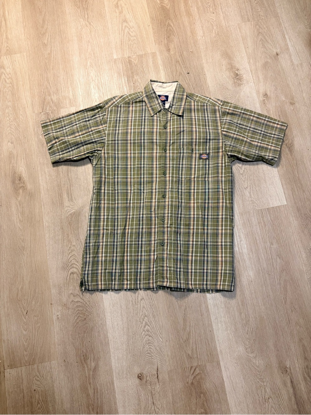 Dickies Green Plaid Button Up Shirt Size Large Short Sleeve Cotton Skater Indie